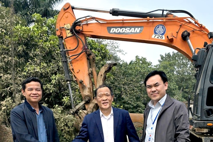 Người dân xã Hòa Lạc tự nguyện hiến đất, tạo đà tăng tốc Dự án cao tốc Đại lộ Thăng Long
