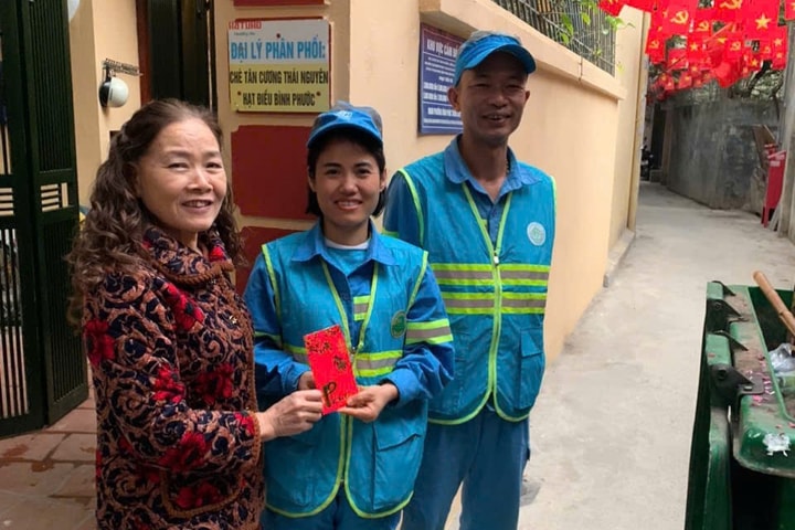 Phường Ngọc Hà: Nhân dân vui tươi, phấn khởi đón Xuân Bính Ngọ