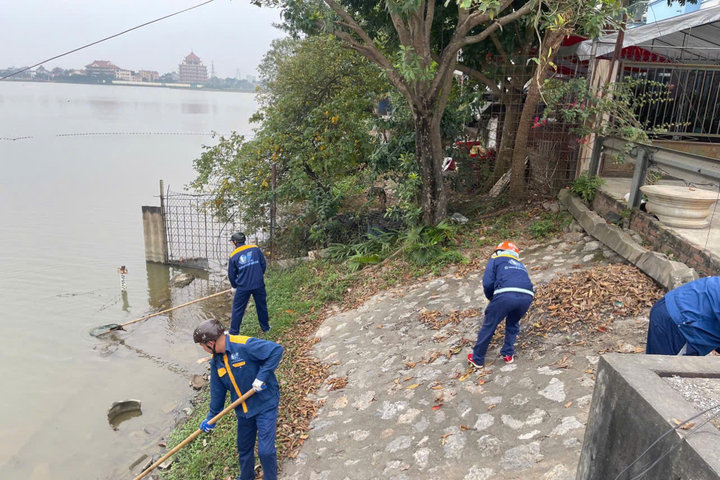 Tết không nghỉ của công nhân thoát nước