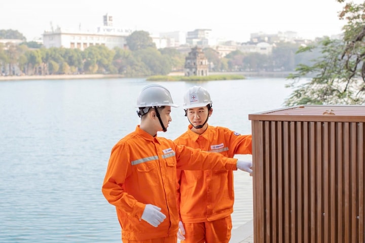EVNHANOI giữ vững “mạch sáng” cho thành phố trong những thời khắc đặc biệt