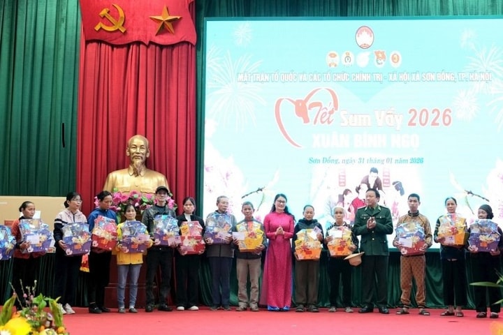Hà Nội: Chăm lo chu đáo để mọi người dân đều có Tết