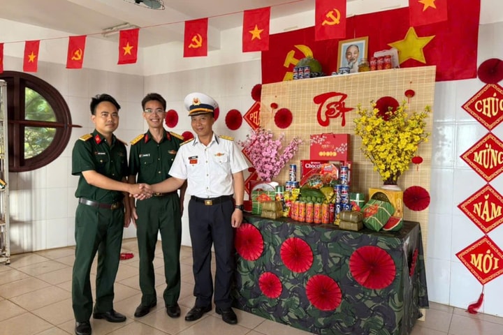 Xuân Bính Ngọ rộn ràng Trường Sa