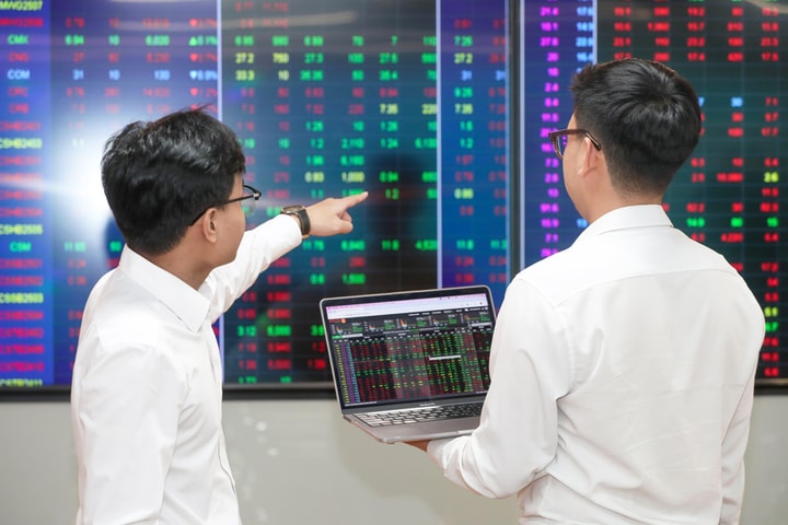 FTSE Russell giữ nguyên lộ trình nâng hạng thị trường chứng khoán Việt Nam