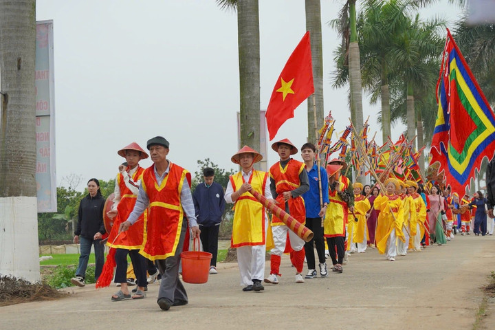Hà Nội: rộn ràng mở hội Đền Thanh Nhàn