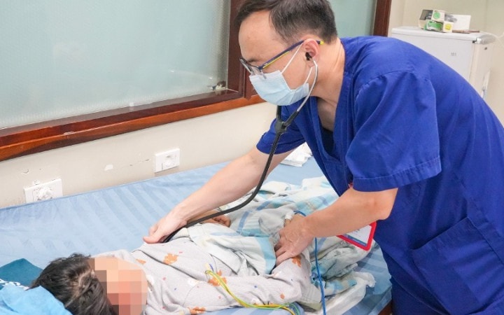 3 bệnh nhi viêm cơ tim tối cấp được can thiệp ECMO kịp thời trong những ngày Tết