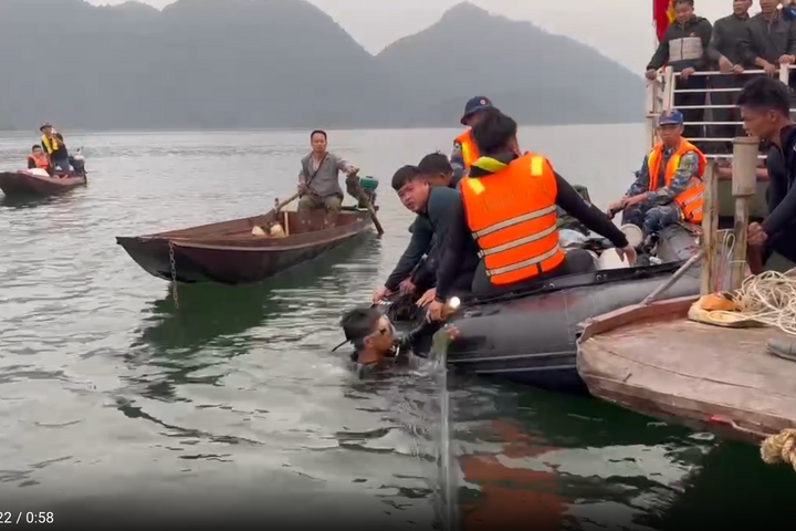 Tìm thấy toàn bộ 6 nạn nhân tử vong trong vụ chìm tàu trên hồ Thác Bà
