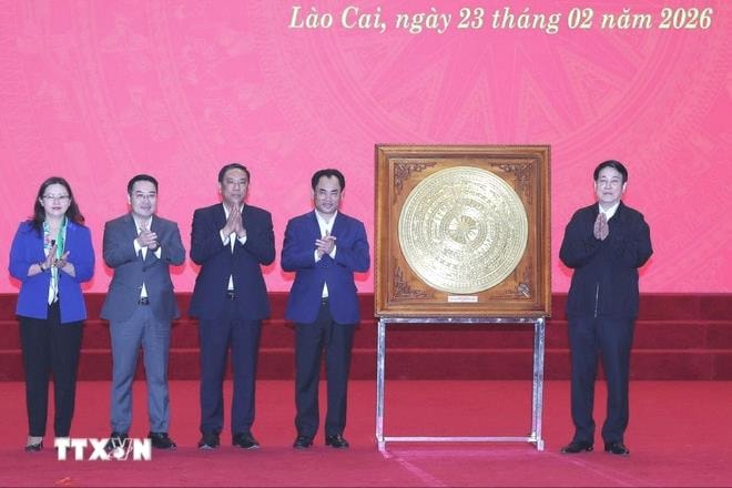 Chủ tịch nước Lương Cường thăm, chúc Tết Đảng bộ, chính quyền, nhân dân tỉnh Lào Cai