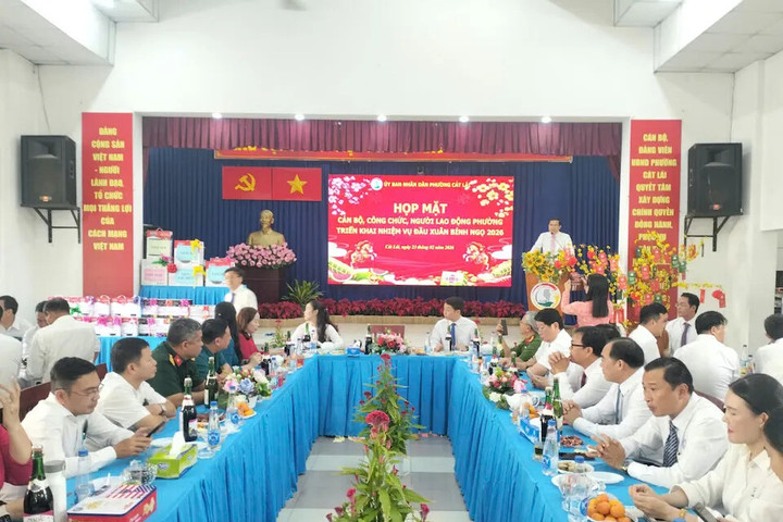 Phường Cát Lái khẩn trương bắt nhịp công việc ngay ngày đầu năm mới
