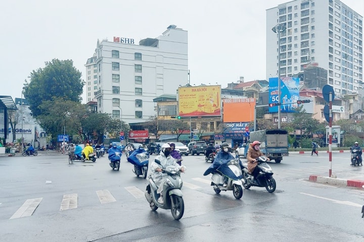 Bắc Bộ có mưa rào rải rác, sáng và đêm trời lạnh