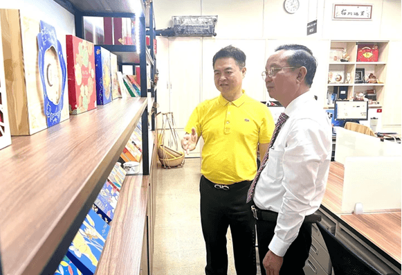 Lãnh đạo TP Hồ Chí Minh thăm, chúc Tết doanh nghiệp tiêu biểu dịp đầu Xuân Bính Ngọ