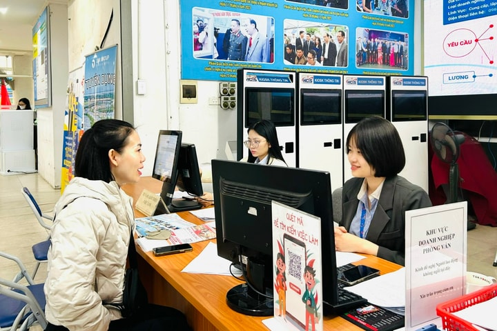 Hà Nội: Sôi động Phiên giao dịch việc làm đầu Xuân 2026