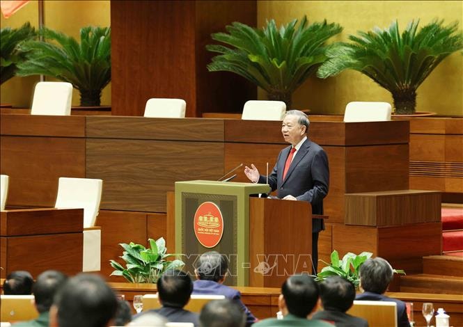 Tổng Bí thư Tô Lâm phát biểu chỉ đạo Hội nghị toàn quốc triển khai thực hiện Nghị quyết 79-NQ/TW và Nghị quyết 80-NQ/TW