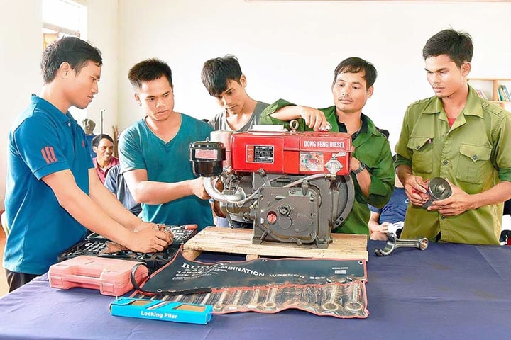 Phấn đấu hằng năm bồi dưỡng, đào tạo nghề cho khoảng 1,5 triệu lao động nông thôn