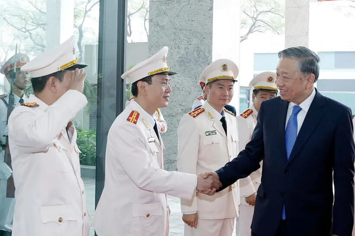 Tổng Bí thư Tô Lâm thăm và chúc Tết cán bộ, chiến sỹ Cục An ninh điều tra