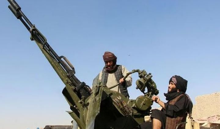Afghanistan tấn công trả đũa vào các trạm biên giới của Pakistan
