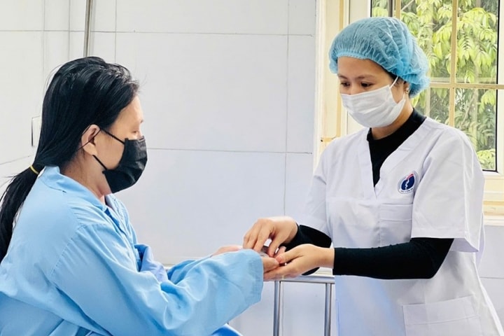 Phụ cấp ưu đãi nghề cho ngành Y: Khi chính sách tiếp sức “chiến sĩ áo trắng”