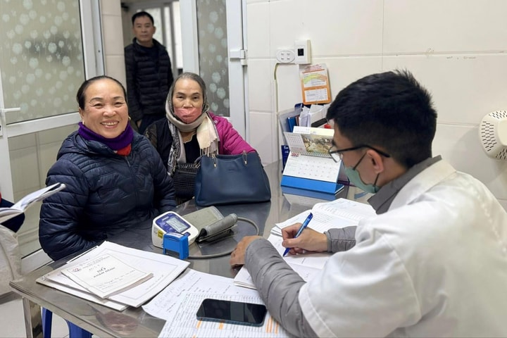 Hà Nội xóa “vùng lõm” y tế cơ sở, rút ngắn khoảng cách an sinh giữa các vùng