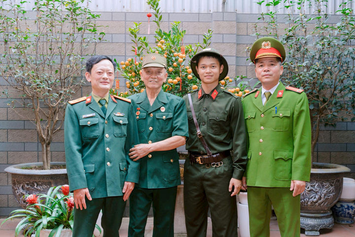 Đảng viên trẻ Thủ đô quyết tâm rèn luyện, xứng danh “Bộ đội Cụ Hồ”