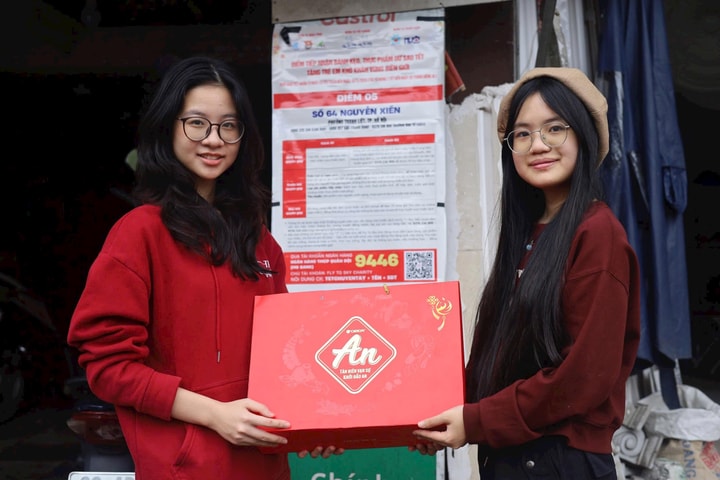 “Tết chuyền tay” 2026: Từ bánh kẹo dư sau Tết đến 1.000 suất quà cho trẻ em vùng biên giới