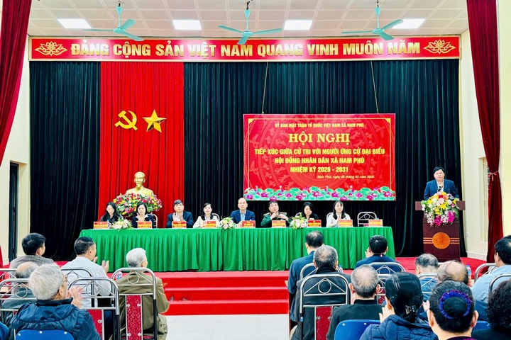 Hội nghị tiếp xúc cử tri với người ứng cử HĐND xã Nam Phù