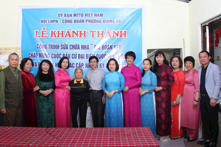 Phường Giảng Võ khánh thành công trình sửa chữa nhà đại đoàn kết