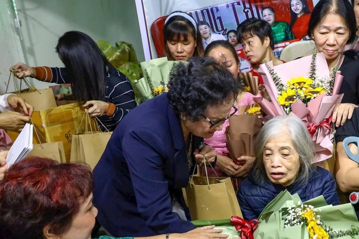 Lan tỏa yêu thương qua giao lưu “Chuyện của chúng mình” nhân dịp kỷ niệm ngày 8-3
