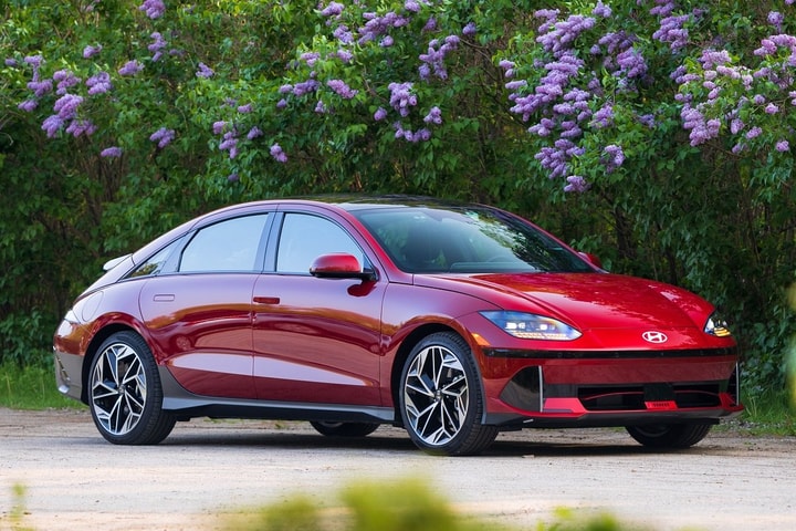 Xe điện Hyundai và KIA rơi vào tình trạng “lấp lửng” tại Mỹ