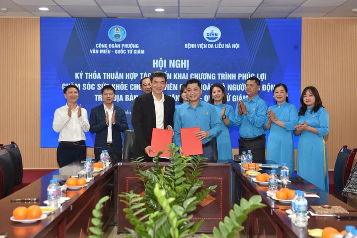 Công đoàn phường Văn Miếu - Quốc Tử Giám ký kết chương trình chăm sóc sức khỏe đoàn viên