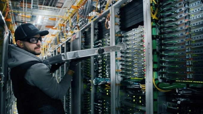 Amazon “sập” diện rộng giữa căng thẳng Trung Đông