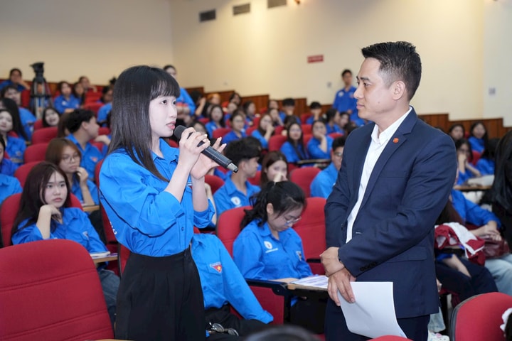 Lá phiếu hôm nay - Trách nhiệm chính trị của công dân trẻ