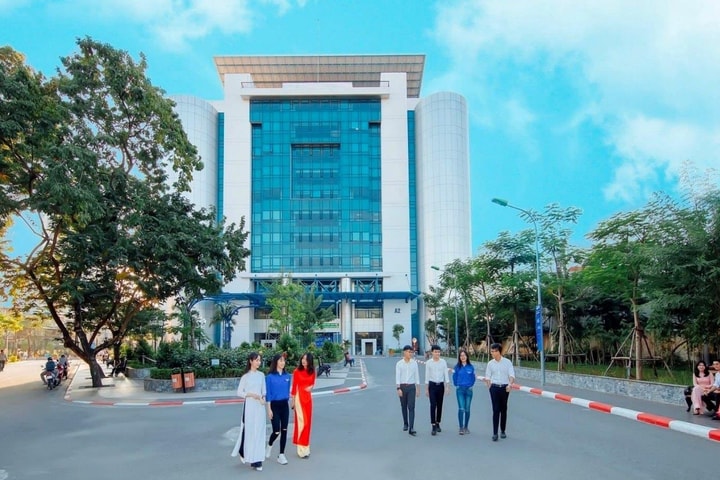 Đại học Kinh tế Quốc dân tuyển 9.000 chỉ tiêu, mở 3 ngành đào tạo mới