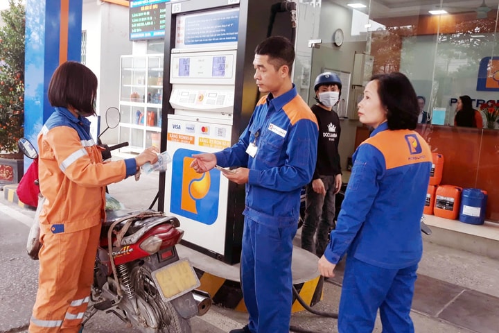 Bộ Công Thương triển khai kịch bản ứng phó với biến động của thị trường năng lượng