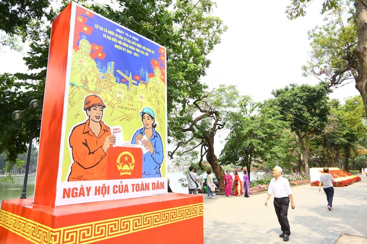 Hà Nội rực rỡ trước ngày hội lớn của toàn dân
