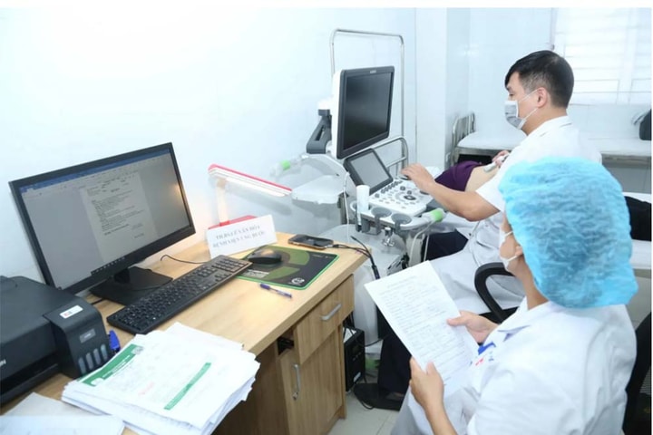 Khám sức khỏe đầu năm: “Tấm lá chắn” vững chắc bảo vệ người dân Thủ đô
