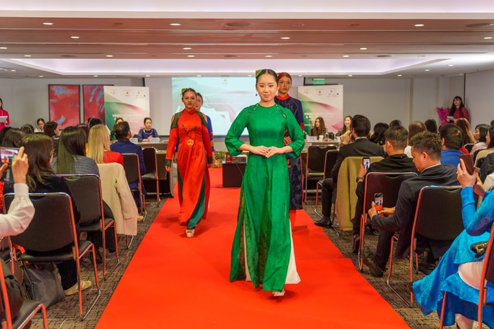 Áo Dài Fashion Week 2026: Khẳng định vị thế quốc tế của tà áo dài