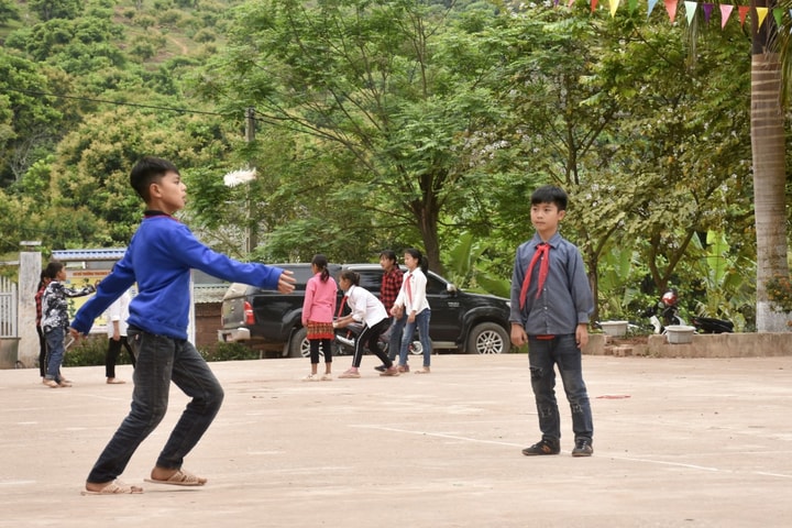 Góp phần bảo đảm cơ hội học tập cho học sinh tại các xã biên giới