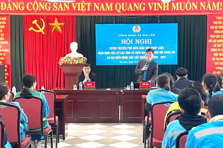 Công nhân môi trường đô thị Gia Lâm mạn đàm về tiểu sử ứng cử viên đại biểu Quốc hội và HĐND các cấp