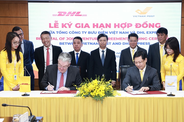 Bưu điện Việt Nam và DHL hợp tác chuyển phát nhanh quốc tế