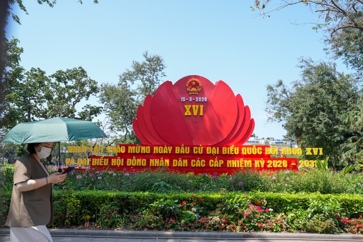 Phường Hoàn Kiếm rực rỡ sắc màu chào đón ngày bầu cử Quốc hội khóa và HĐND