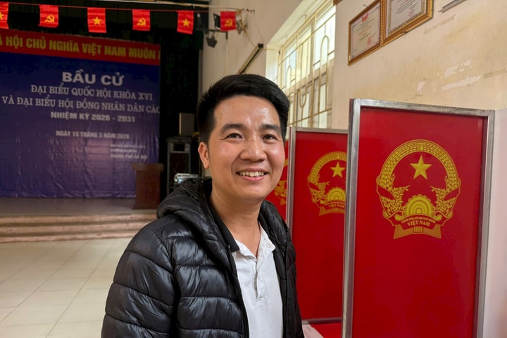 Chung cư cao tầng rộn ràng cho ngày bầu cử