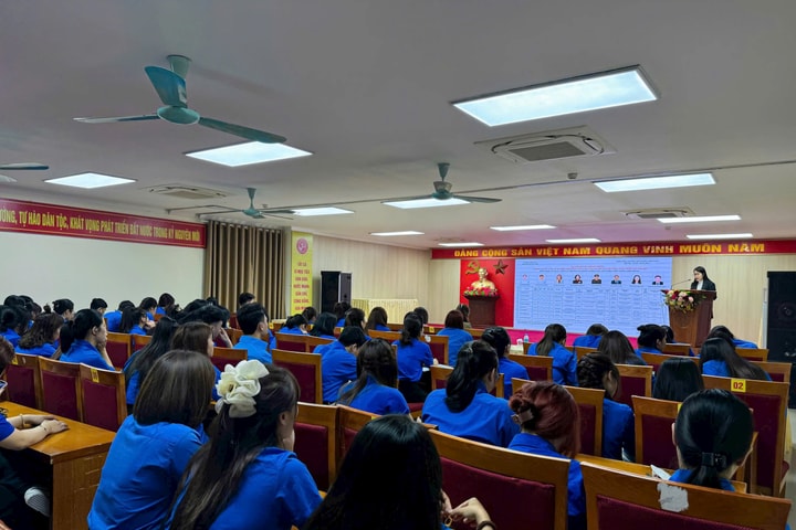 Đoàn phường Dương Nội gặp mặt cử tri trẻ
