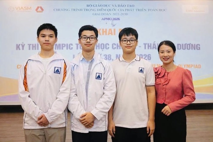 Thành tích đáng nể của 3 học sinh Hà Nội tham dự Olympic toán học châu Á - Thái Bình Dương 2026