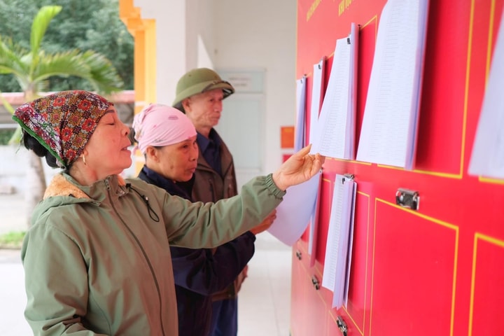 Rộn ràng không khí bầu cử tại xã Kim Anh