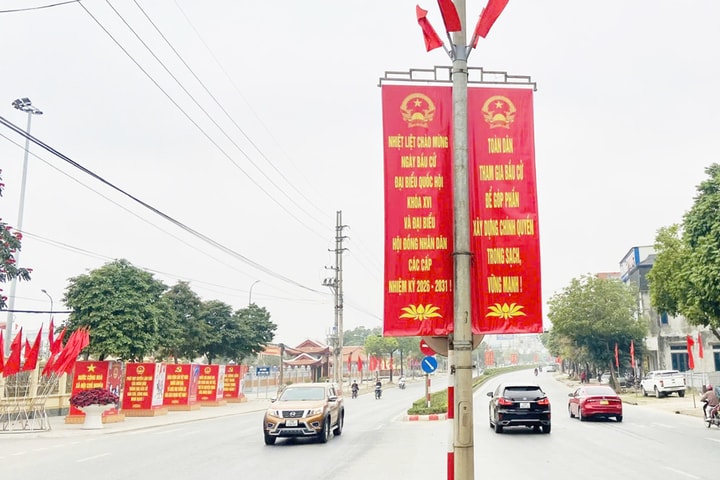Ngoại thành Hà Nội: Chỉnh trang sạch đẹp, sẵn sàng cho ngày bầu cử
