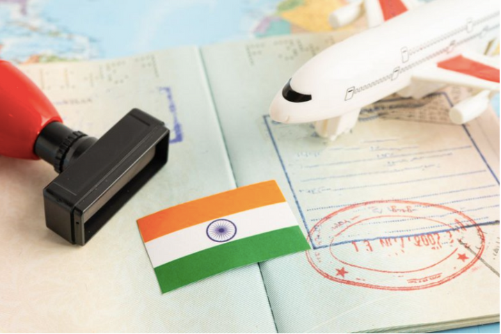 Căng thẳng leo thang ở Trung Đông, Ấn Độ gia hạn visa cho người nước ngoài