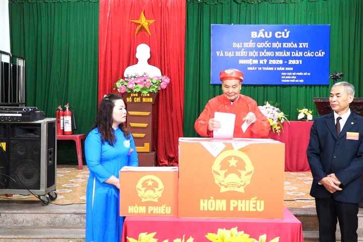 Xã Dân Hòa: Cử tri đi bầu cử với tinh thần trách nhiệm cao