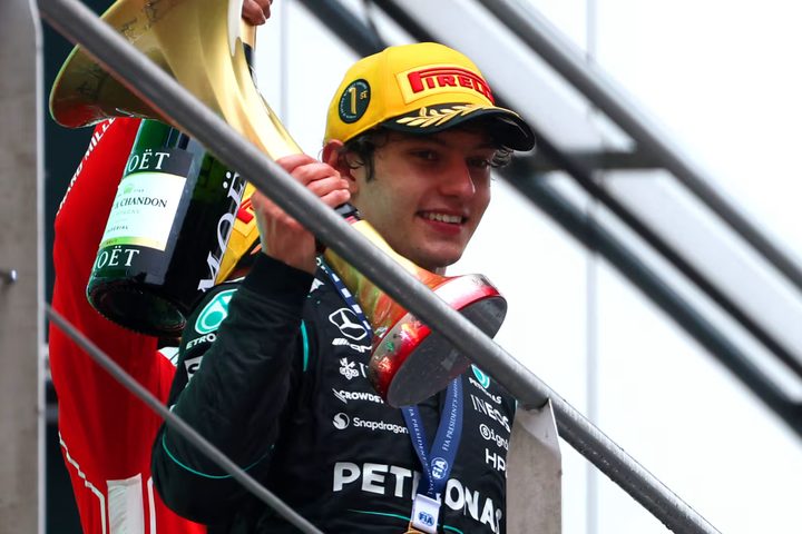 Kimi Antonelli thắng Grand Prix đầu tiên trong sự nghiệp