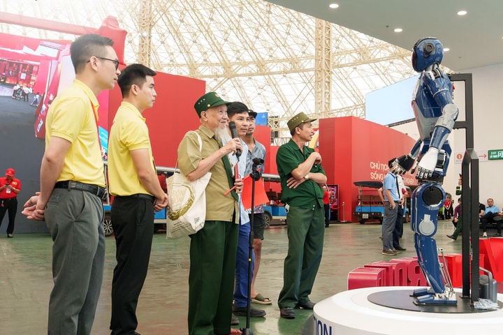 Tái cấu trúc chương trình khoa học và công nghệ: Đòn bẩy triển khai công nghệ chiến lược