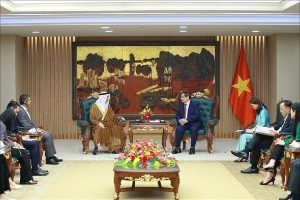 Thủ tướng Phạm Minh Chính đề nghị hiện thực hóa kết quả điện đàm giữa Thủ tướng với Tổng thống UAE