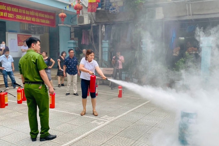 Phát huy hiệu quả phương châm "bốn tại chỗ" trong phòng cháy, chữa cháy